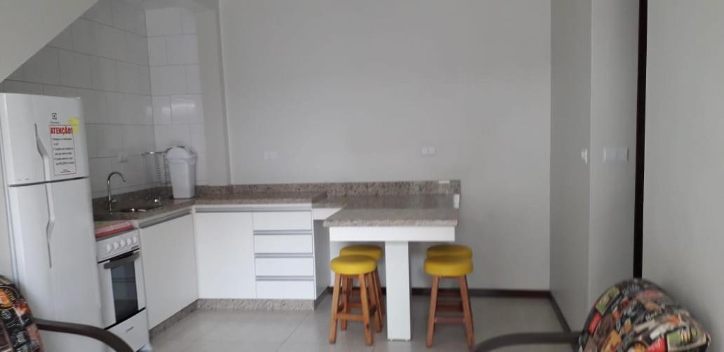 Residencial Franca Garopabaアパートメント エクステリア 写真
