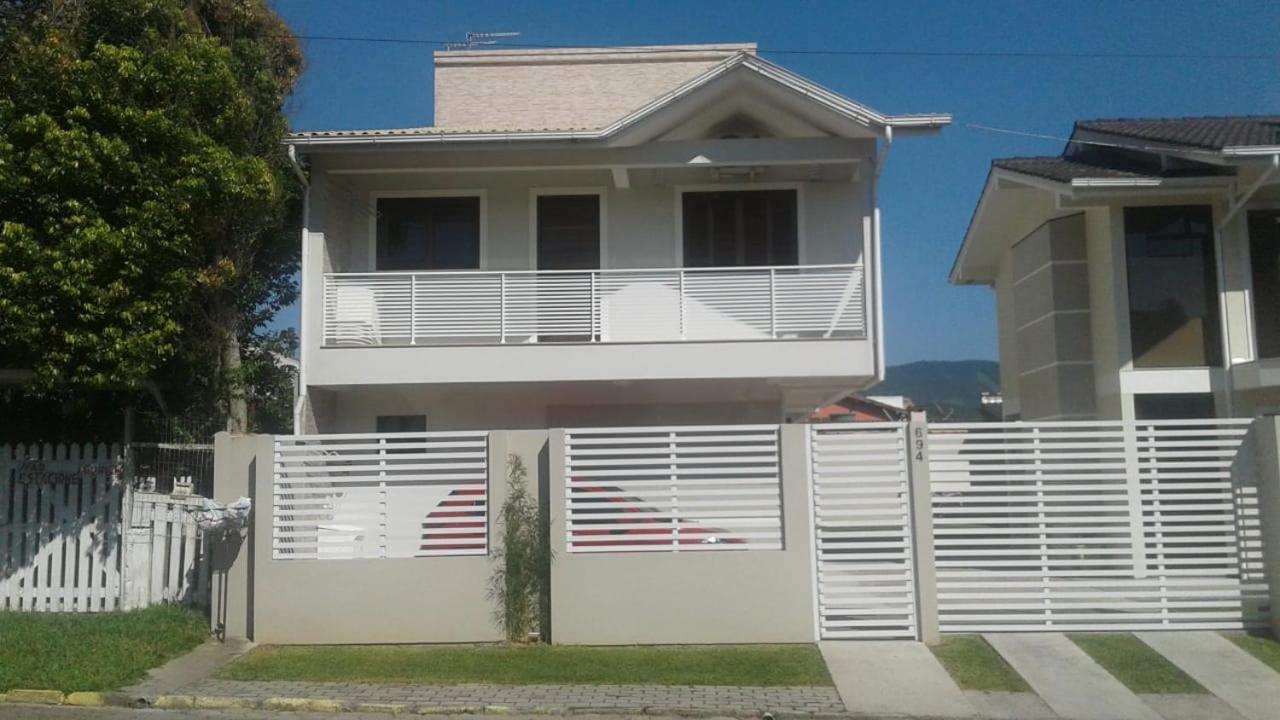 Residencial Franca Garopabaアパートメント エクステリア 写真