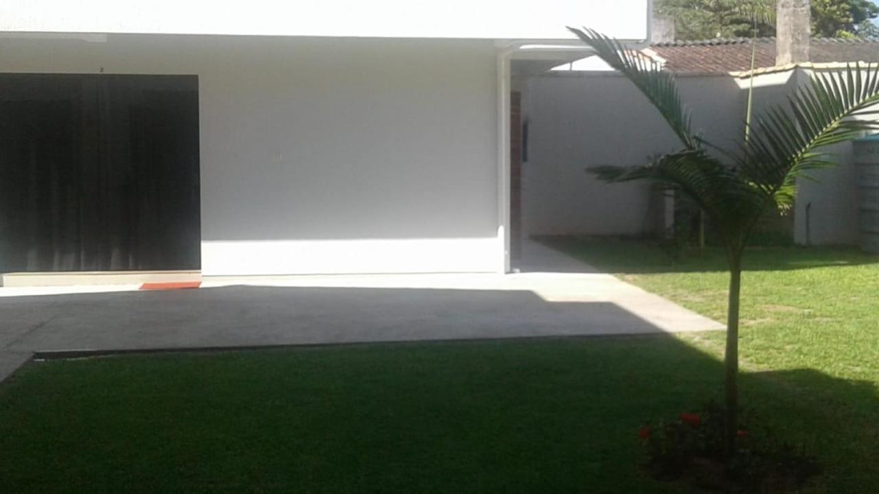 Residencial Franca Garopabaアパートメント エクステリア 写真